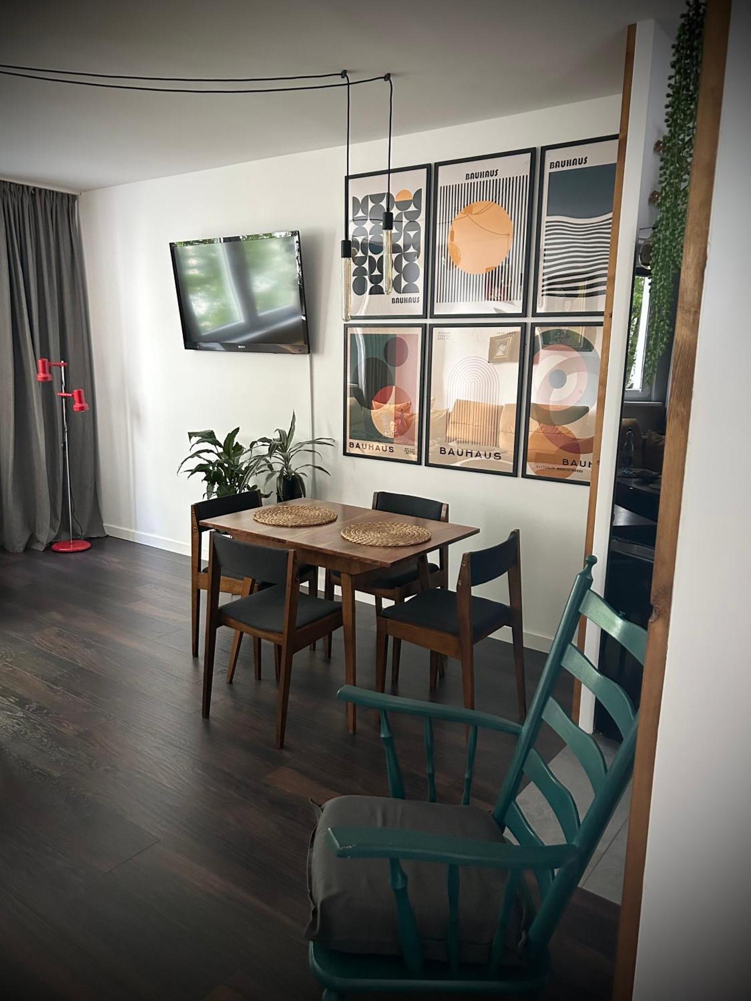 Metro Trocka Apartment Warsaw Exterior photo